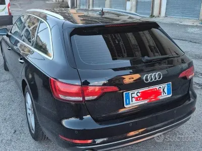 Usata Audi A4 150 CV (110 kW) 2016 Nero Station wagon