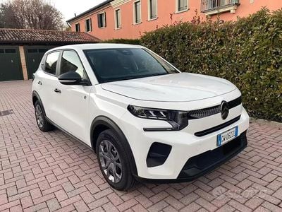 Begagnad Citroën e-C3 52 kW (72 HK) 2024 Vit Sedan