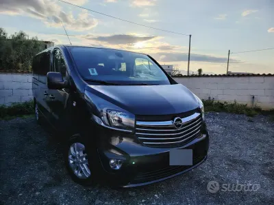 Usata Opel Vivaro-e Combi 145 CV (106 kW) 2019 Monovolume