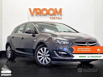 Usata Opel Astra 110 CV (80 kW) 2013 Berlina