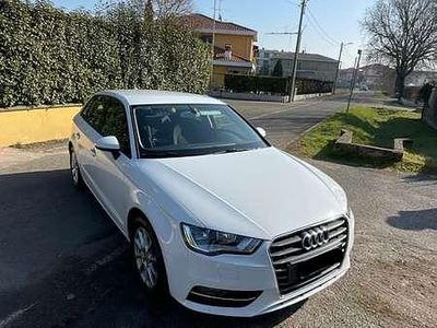 Usata Audi A3 Young 110 CV (80 kW) 2015 Berlina
