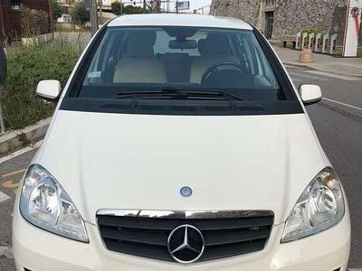 Usata Mercedes A160 Avantgarde 95 CV (69 kW) 2010 Bianco Monovolume