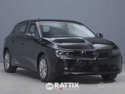 Begagnad Opel Astra Elegance 131 HK (96 kW) 2024 Svart Sedan