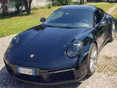 Usata Porsche 911 Carrera 385 CV (283 kW) 2022 Nero Coupé