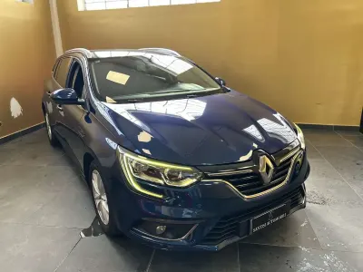 Usata Renault Mégane GrandTour Business 116 CV (85 kW) 2020 Blu/azzurro Station wagon