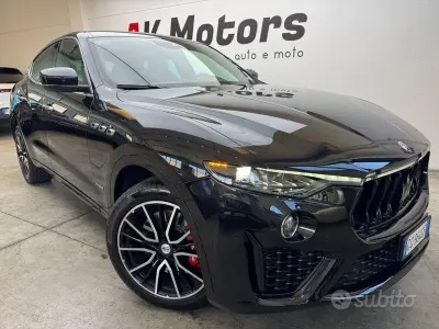 Usata Maserati Levante 349 CV (256 kW) 2021 Nero SUV