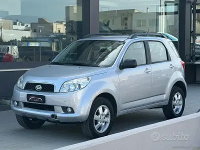 Usata Daihatsu Terios 105 CV (77 kW) 2008 Grigio SUV