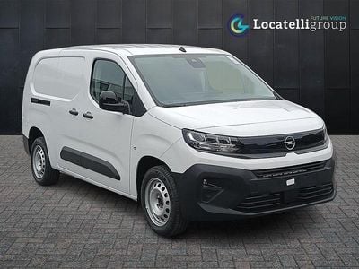 Bianco Nuova 2025 Opel Combo S Monovolume | 19.600 € (Ottimo prezzo)