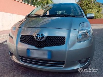 usata Toyota Yaris 1.0 3 porte Sol ideale per neo patent