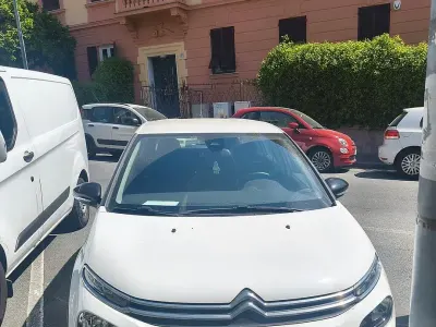 Usata Citroën C3 Shine 102 CV (75 kW) 2023 Bianco Utilitaria