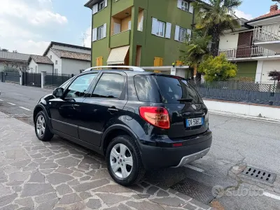 Usata Fiat Sedici Dynamic 120 CV (88 kW) 2009 Nero SUV