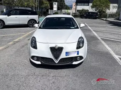 Usata Alfa Romeo Giulietta 120 CV (88 kW) 2016 Bianco Utilitaria