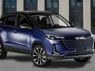 Usata EVO Evo 5 92 kW (126 CV) 2024 Argento SUV