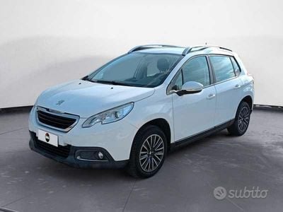 Usata Peugeot 2008 Active 100 CV (73 kW) 2015 Bianco SUV