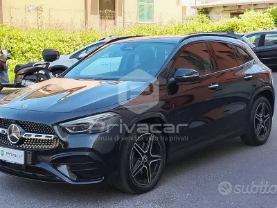 Begagnad Mercedes GLA200 AMG Line Premium 150 HK (110 kW) 2024 Svart SUV