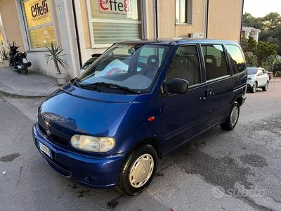 usata Nissan Serena 2.0i 16V cat 5 porte SE