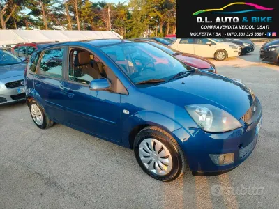 Usata Ford Fiesta 68 CV (50 kW) 2008 Blu Utilitaria