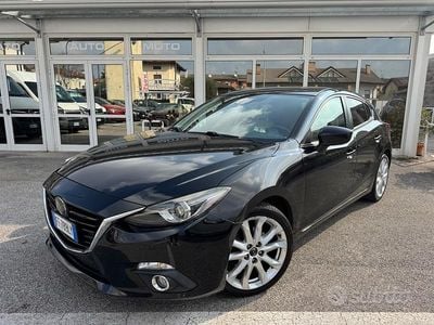 Usata Mazda 3 Exceed 150 CV (110 kW) 2017 Blu/azzurro Berlina