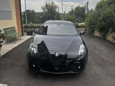 Usata Alfa Romeo Giulietta Super 120 CV (88 kW) 2019 Utilitaria
