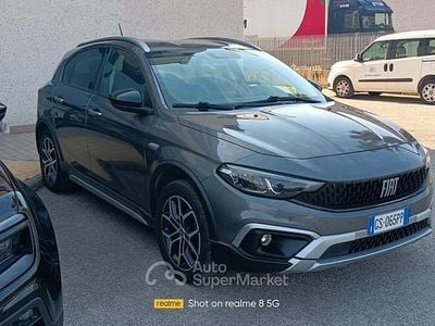 Occasion Fiat Tipo Cross 131 ch (96 kW) 2022 Gris SUV