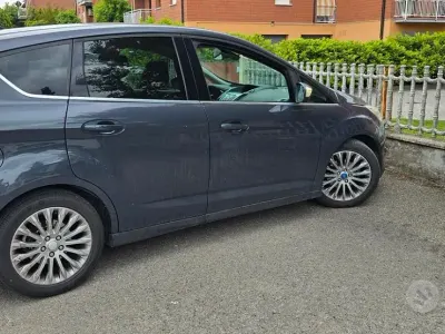 Käytetty Ford C-MAX Titanium 116 HP (85 kW) 2011 Sininen Tila-auto