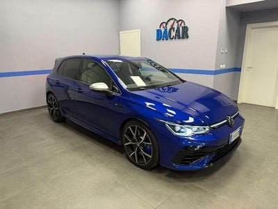 Usata VW Golf VIII R 320 CV (235 kW) 2022 Atlantic blue Berlina