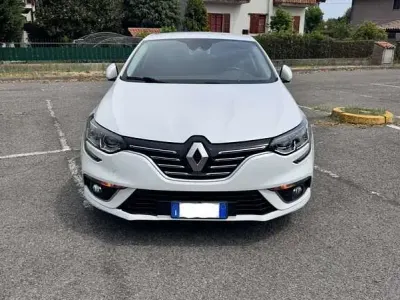 Usata Renault Mégane Business 110 CV (80 kW) 2018 Berlina