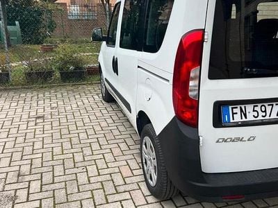Usata Fiat Doblò 90 CV (66 kW) 2018 Bianco Monovolume