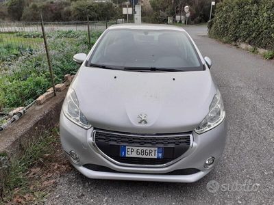 usata Peugeot 208 1.6 E - HD