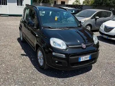 Usata Fiat Panda Lounge 69 CV (50 kW) 2019 Nero Utilitaria