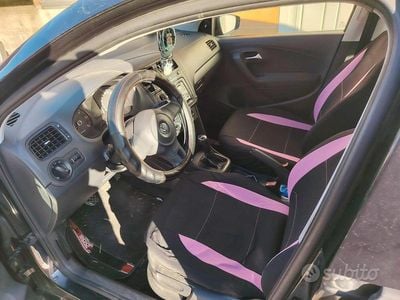 Usata VW Polo 75 CV (55 kW) 2011 Blu Berlina