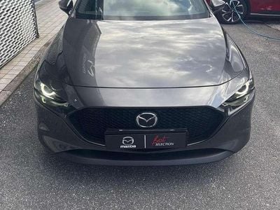 Usata Mazda 3 186 CV (136 kW) 2023 Grigio scuro Utilitaria