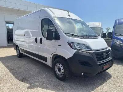 Usata Fiat Ducato 140 CV (102 kW) 2022 Bianco Furgone