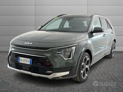 Usata Kia Niro 93 CV (68 kW) 2025 Verde SUV