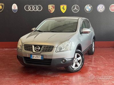 Usata Nissan Qashqai Tekna 106 CV (77 kW) 2008 Grigio SUV