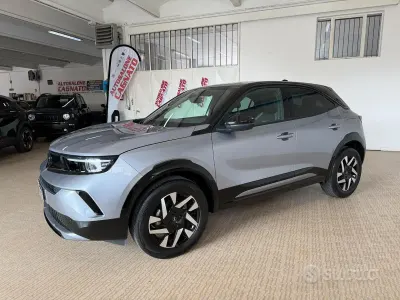 Usata Opel Mokka 131 CV (96 kW) 2025 Grigio SUV