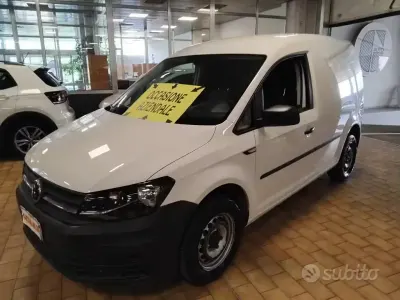 Usata VW Caddy Trendline 110 CV (80 kW) 2020 Grigio Monovolume