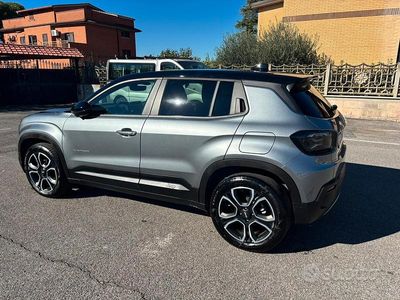 Usata Jeep Avenger Summit 101 CV (74 kW) 2024 Grigio SUV