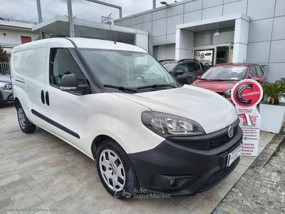 Usata Fiat Doblò 120 CV (88 kW) 2021 Bianco Monovolume