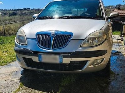 Usata Lancia Ypsilon 69 CV (50 kW) 2004 Utilitaria