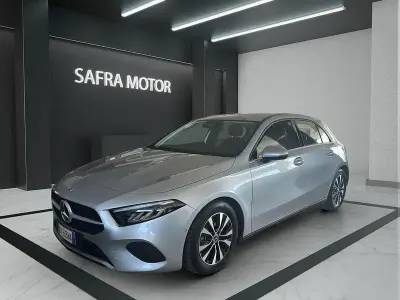 Usata Mercedes A180 Advanced 116 CV (85 kW) 2025 Argento Berlina