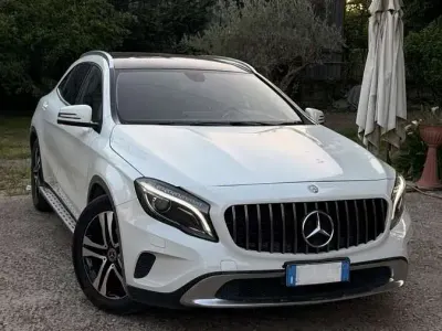 Usata Mercedes GLA180 121 CV (88 kW) 2015 SUV