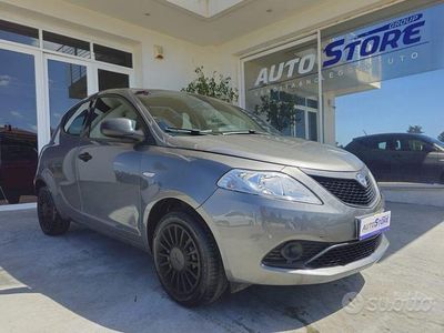 Usata Lancia Ypsilon S 70 CV (51 kW) 2021 Bianco Utilitaria