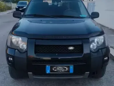 Usata Land Rover Freelander S 109 CV (80 kW) 2005 Nero SUV