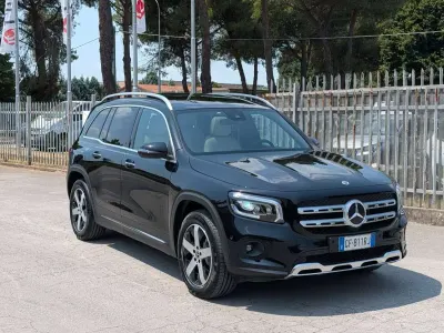 Usata Mercedes GLB180 116 CV (85 kW) 2021 Nero SUV