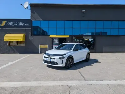 Usata Lancia Ypsilon 101 CV (74 kW) 2025 Bianco / metallizzato Utilitaria