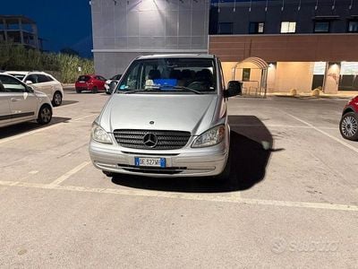 Begagnad Mercedes Vito 2006 Grå Van