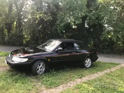 Usata Saab 900 Cabriolet 131 CV (96 kW) 1995 Nero Cabrio