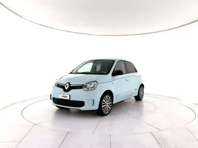 Usata Renault Twingo Techno 30 kW (42 CV) 2023 Blu shopping Utilitaria