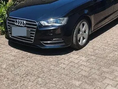 Usata Audi A3 105 CV (77 kW) 2013 Bluazzurro Berlina